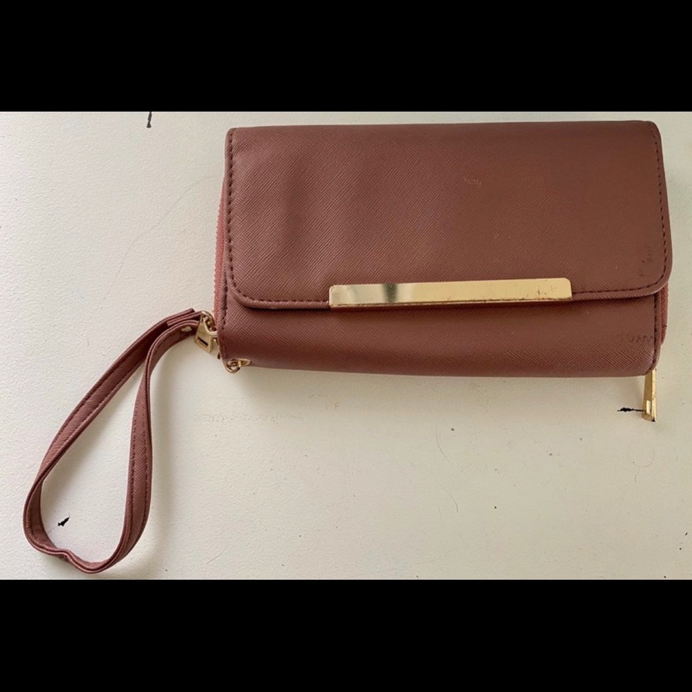 Pink hand wallet